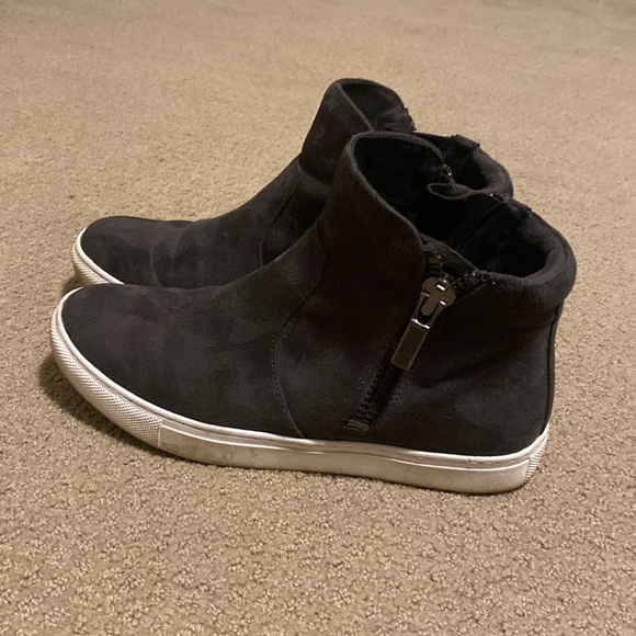 G.H. Bass & Co Silvie zip ankle booties, 7M - Picture 2 of 10